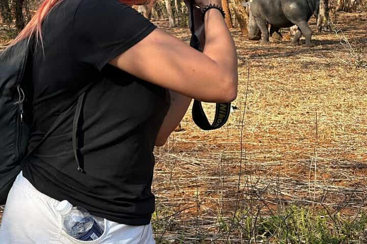 נסיעת ספארי/מעקב אחרי קרנפים לבנים