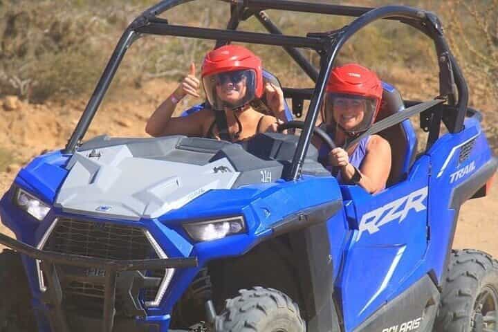 רכיבת גמלים, UTV וסיור הקשת עם ארוחת צהריים וטעימת טקילה!