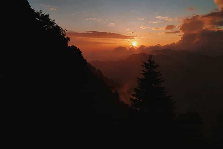 סיור באתרי מוסורי מרישיקש