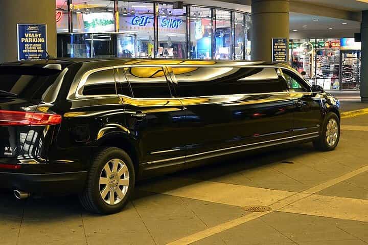 יציאה באוטובוס פרטי או לימוזינה מאורלנדו לפורט קנaverל