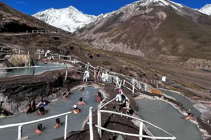 קאחון דל מאיפו, ספא, ברביקיו, רכבי 4x4 וקבוצות קטנות.