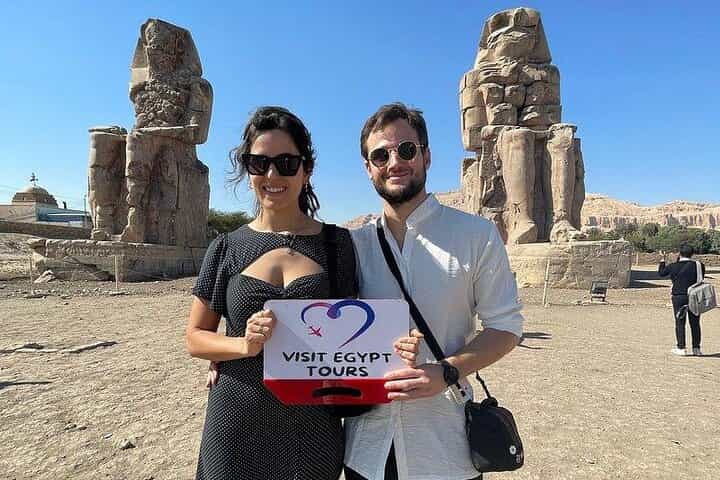 סיור פרטי מפואר של יום שלם לחקור את המקדשים של הגדה המערבית של לוקסור