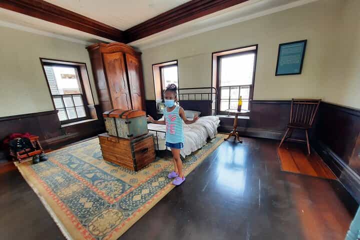 Port Royal Heritage & Sightseeing Tour from Kingston