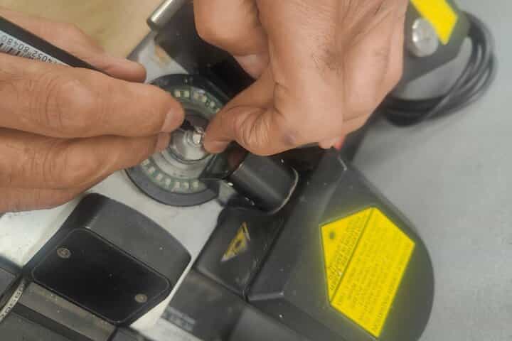 טכנולוגיה פוגשת מסורת - מאחורי הקלעים - בורסה היהלומים של ישראל