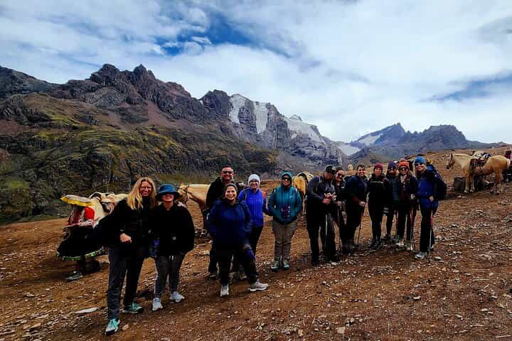 Exploring Rainbow Mountain and Red Valley