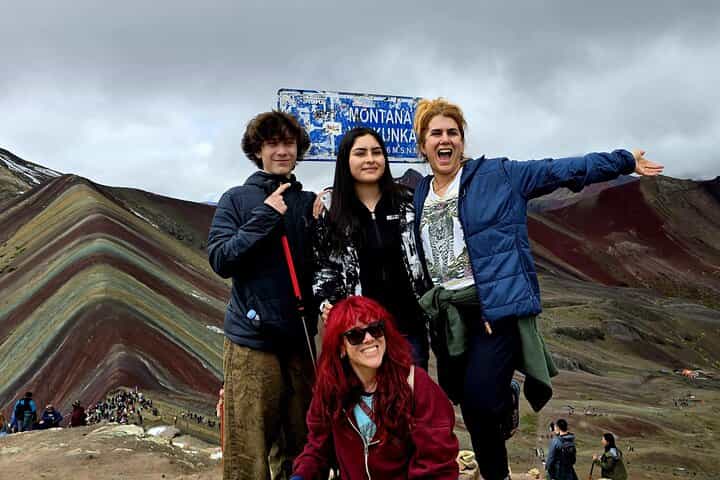 Exploring Rainbow Mountain and Red Valley