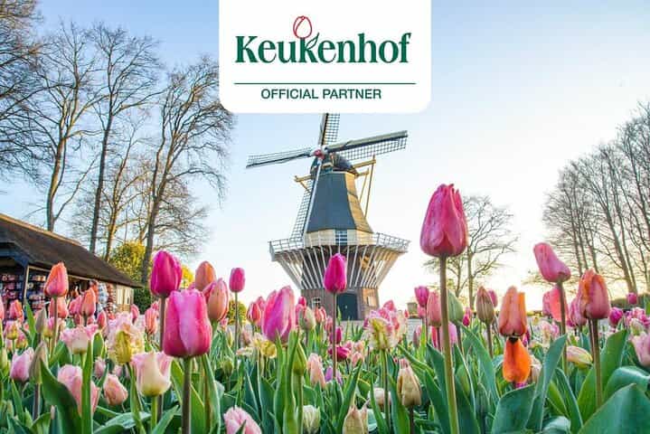 Amsterdam: Keukenhof Entry plus Shuttle Bus & 75 min Canal Cruise