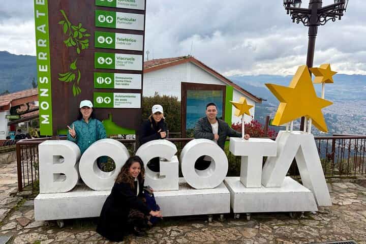 Monserrate, Candelaria, Museo del Oro, Museo Botero, etc...