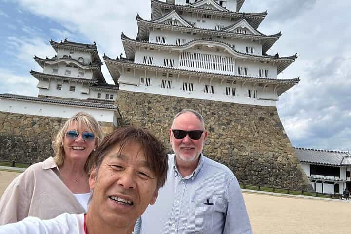 גלה את הימג'י בדרך שלך סיור פרטי של 4 שעות