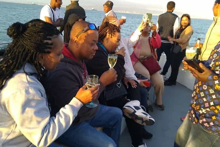 סיור עיר קייפטאון עם פרגולינג ושייט שקיעה