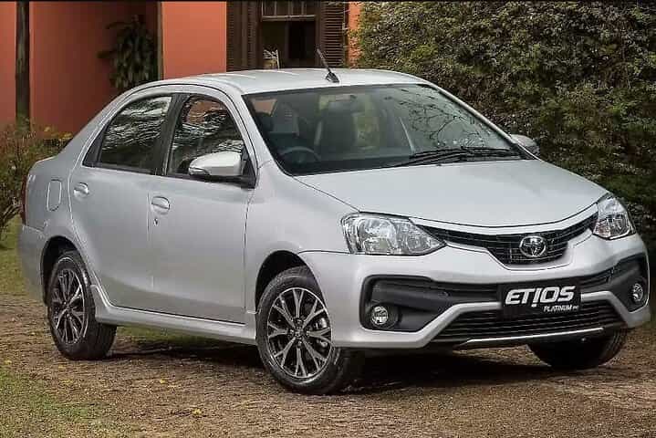 Agra to Jaipur Airport/Hotel One-Way AC Vehicle Private Transfers