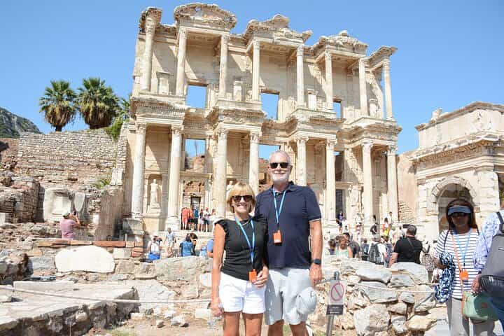 Luxury Ephesus and House of Mary Tour with Tickets and Lunch