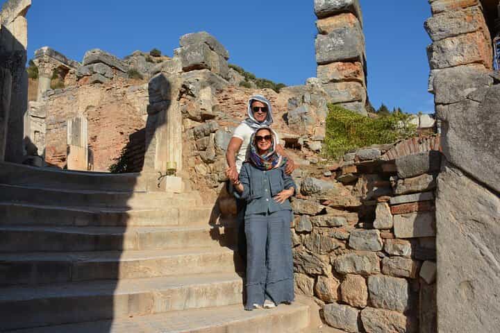 Luxury Ephesus and House of Mary Tour with Tickets and Lunch