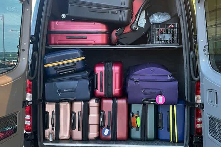 Transfer airport Barcelona to Barcelona city centre. (1 to 15 pax)