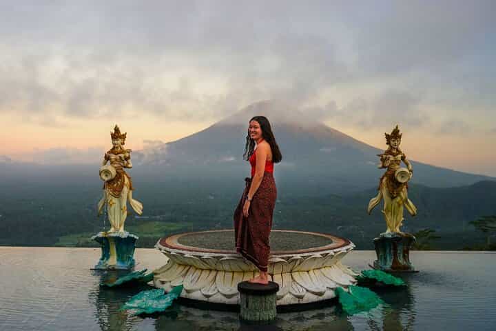 Private Bali Instagram Gate of Heaven Temple Tour and Breakfast