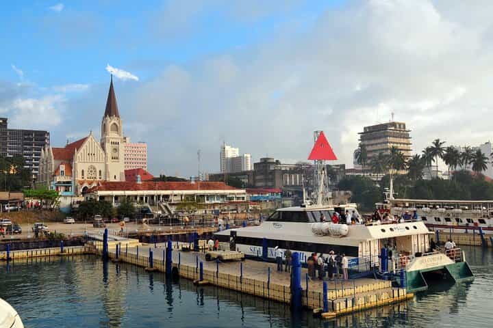 Vibrant Dar es Salaam Private Tour by Car with Market Visit