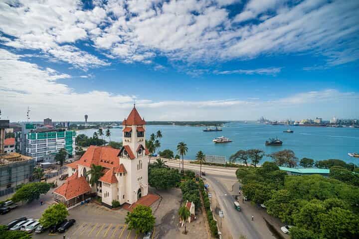 Vibrant Dar es Salaam Private Tour by Car with Market Visit