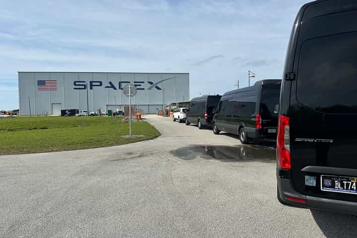 11 Passengers Van Port Canaveral to Orlando Airport One Way