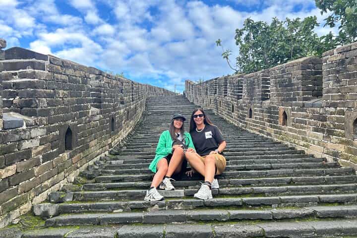 Beijing Great Wall Hiking Tour from Jiankou to Mutianyu