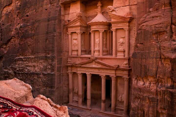 7-Day Exclusive Luxury Journey into Jordan – Toyota Land Cruiser