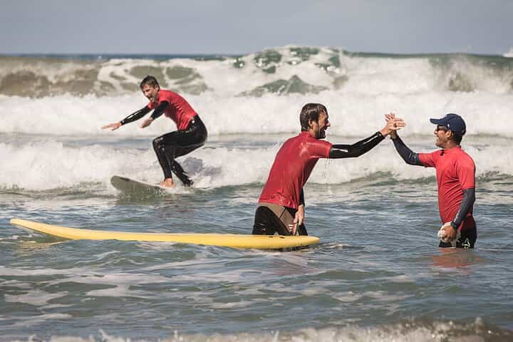 Lanzarote: Famara Private Surf Lesson with a real Pro
