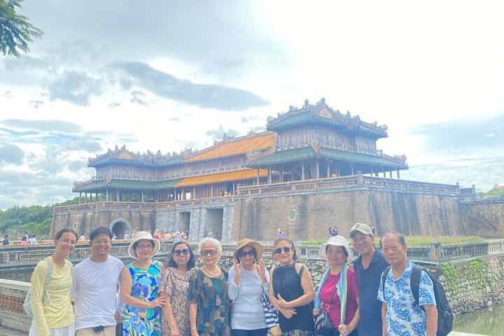 Hue Day Tour, Imperial Citadel, Khai Dinh Tomb & Thien Mu Pagoda 