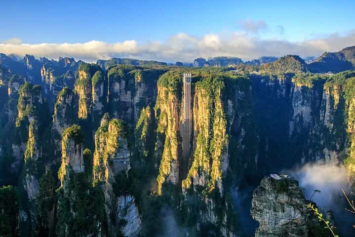 4-Day Private Zhangjiajie Tour: Avatar Mountains & Glass Bridge