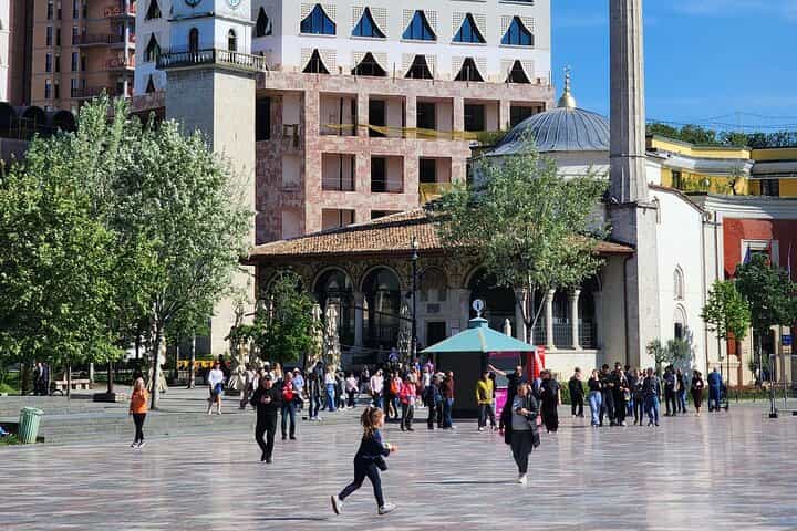 Tirana: exclusive walking tour of the Capital -Small Group