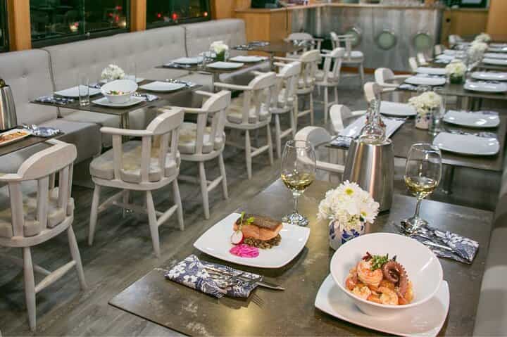 Dinner and Wine in Cartagena Bay aboard the Sibarita Master