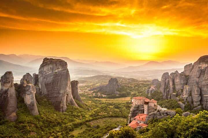 Byzantine Walks: Meteora Monasteries 