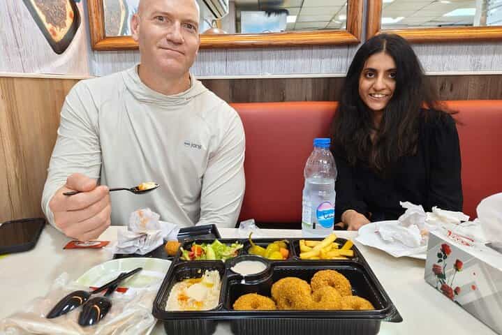 Old Dubai Walking Tour with Private Guide and Local Street Snacks