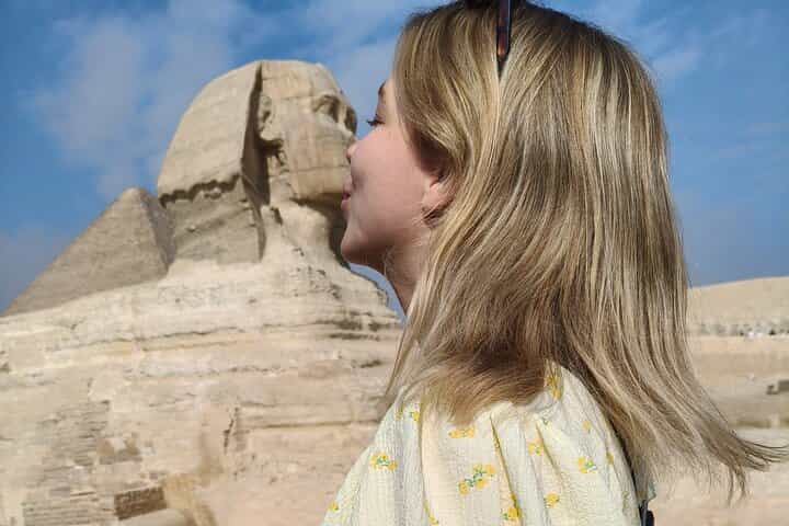 Private Giza Pyramids & Grand Egyptian Museum Tour