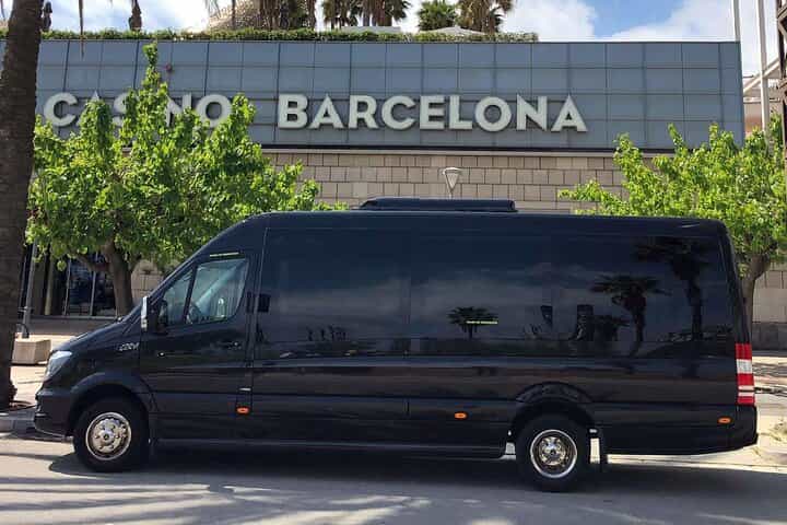Transfer airport Barcelona to Barcelona city centre. (1 to 15 pax)