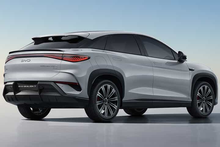 Private One-Way Transfer: Kathmandu to Pokhara/Chitwan/Lumbini