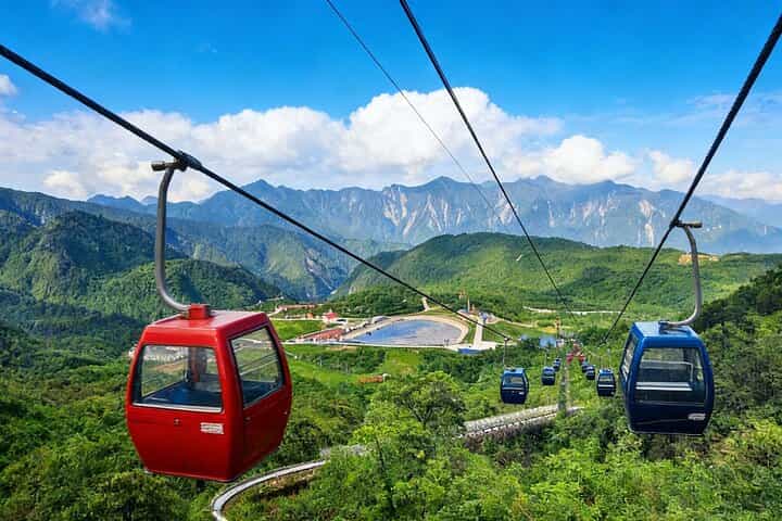 מנזר שאולין וכפר סן חוז'ן עם חווית רכבל מצ'נגצו