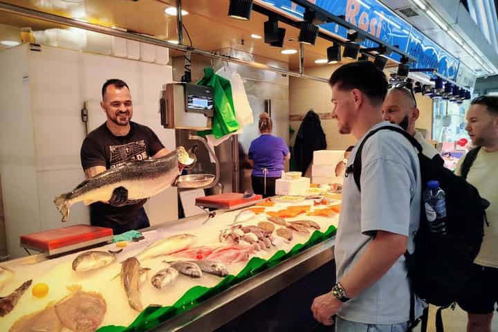 Barcelona La Boqueria & Sant Antoni Private Food Experience