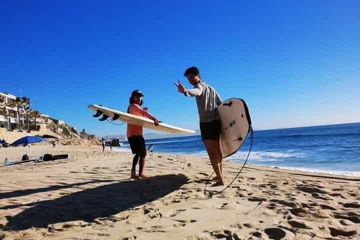 בית ספר לגלישה / שיעורי גלישה