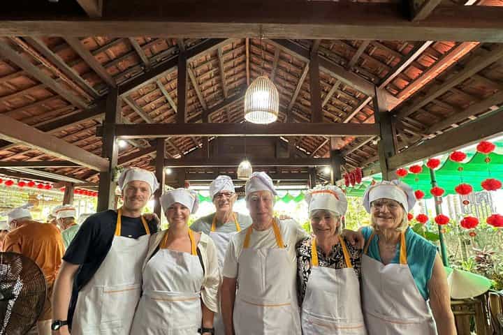 Family-Friendly Cooking Class - Junior Chef and Little Farmer
