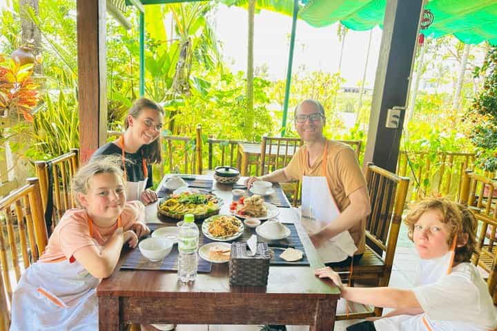 Family-Friendly Cooking Class - Junior Chef and Little Farmer