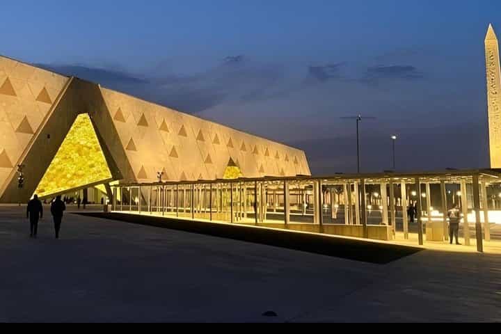 Private Giza Pyramids & Grand Egyptian Museum Tour