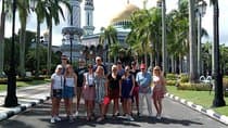Bandar Highlight & Water Village Private Tour