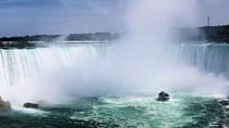 סיור נוף פרטי מותאם אישית בס Niagara Falls, קנדה מהרשבון, ניו יורק