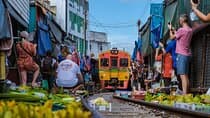 סיור בשוק הצף דמנואן סדואק ובשוק רכבת מאקלאונג.