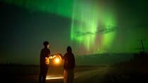 ROVANIEMI Unlimited Range Northern Lights Hunt with VIP Van