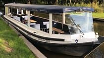 Giethoorn Private 1 or 2 Hour VIP Boat Tour 