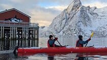 3 Hours Winter Kayak in Reine Fjord 