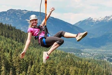 הרפתקת Zipline בוויסטלר