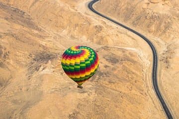 טיסת כדור פורח בלוקסור מצרים עם העברות כלולות