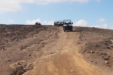 סיור מודרך באורך 3 שעות בצפון לנזרוטה על בגי