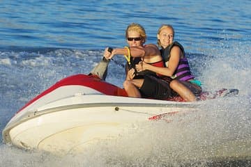 השכרת סקי מים ל-45 דקות באי סאות' פדר